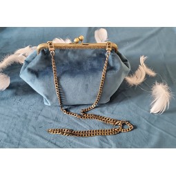 Madame Bleu petit